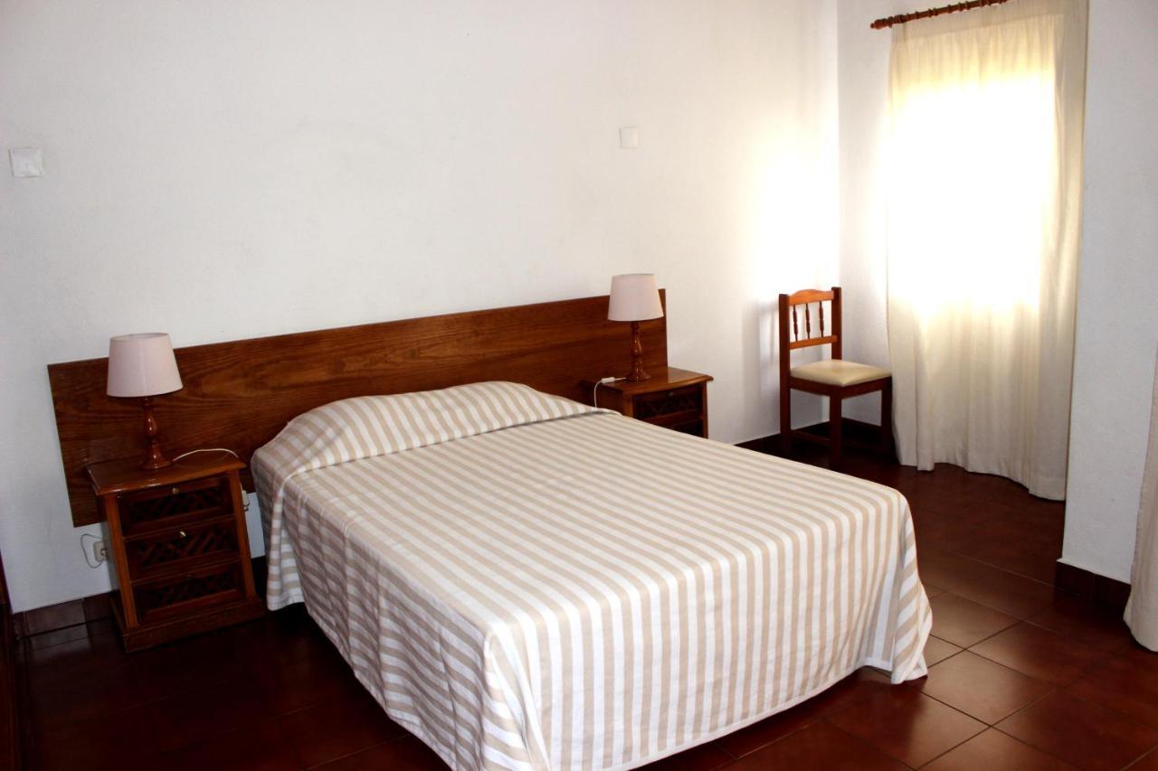คลับ อัลวอร์เฟเรียส Aparthotel ภายนอก รูปภาพ